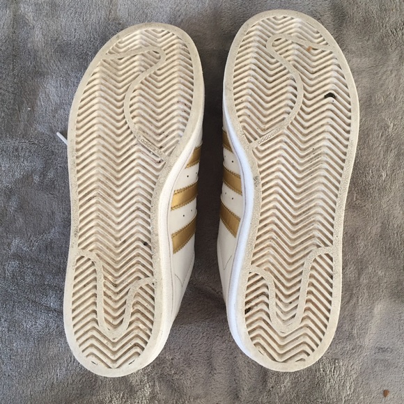 gold shell toe adidas